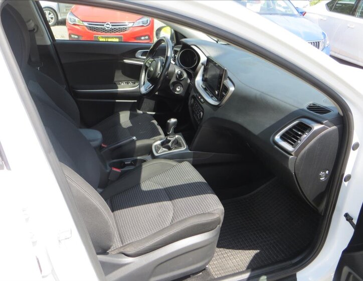 KIA Ceed Kombi 1,5 l 118 kw