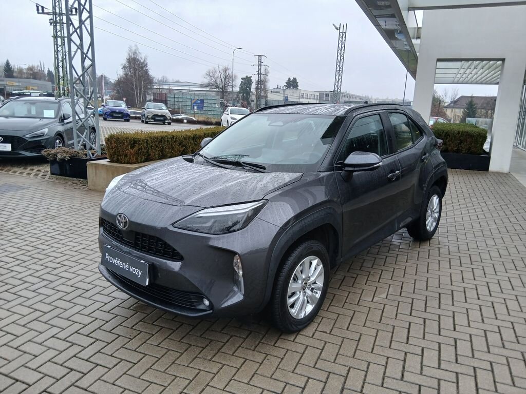 Toyota Yaris Cross SUV 1,5 l 68 kw