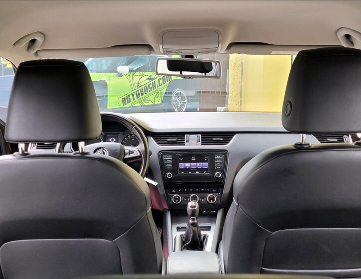 Škoda Octavia 16