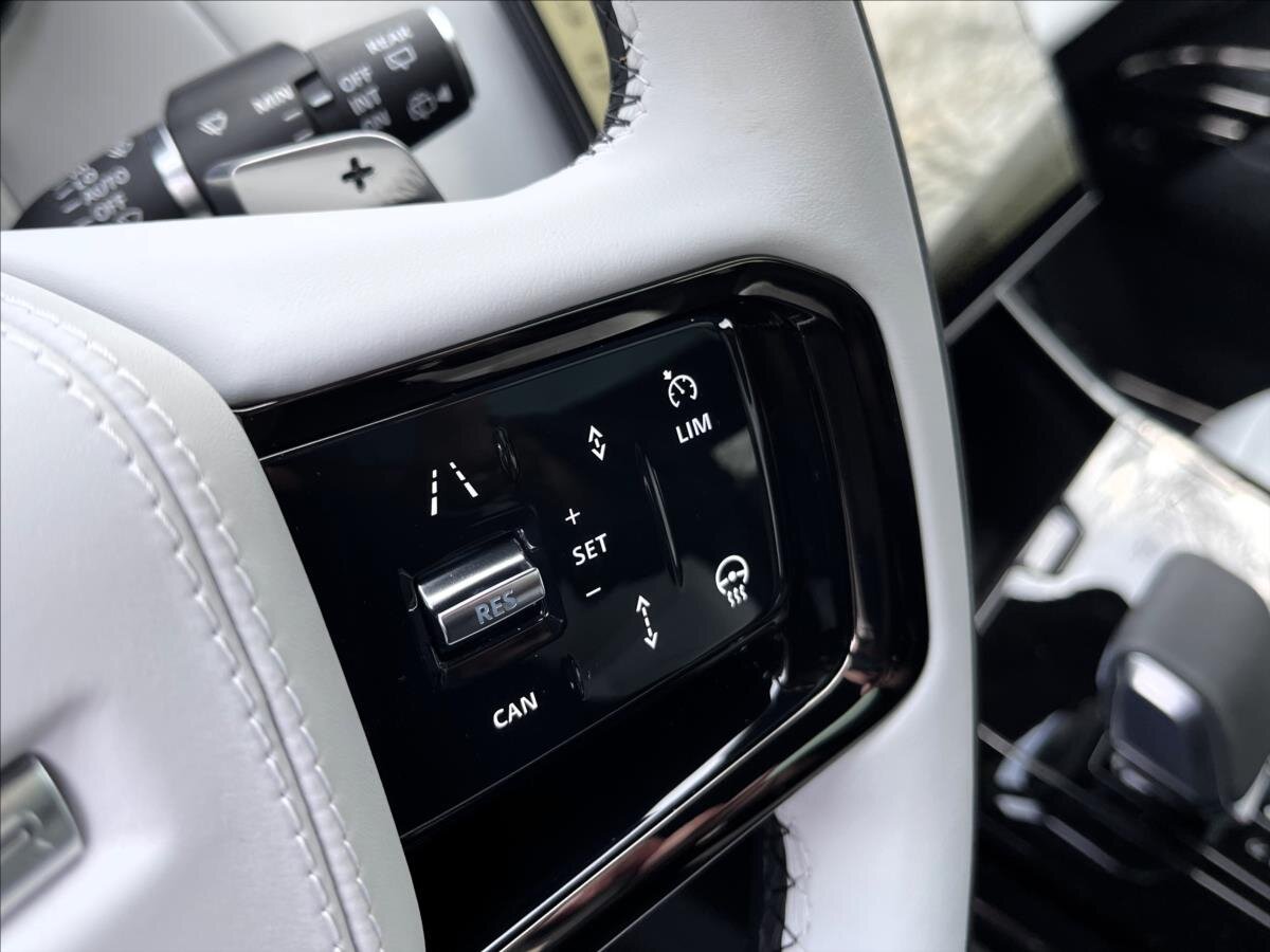 Land Rover Range Rover Sport SUV / Terénní 3,0 l 183 kw