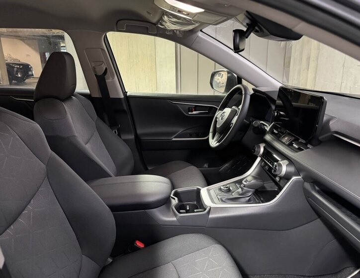 Toyota RAV4 SUV 2,5 l 163 kw