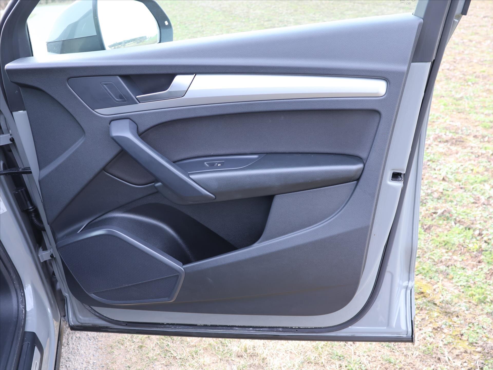 Audi Q5 SUV / Terénní 2,0 l 150 kw