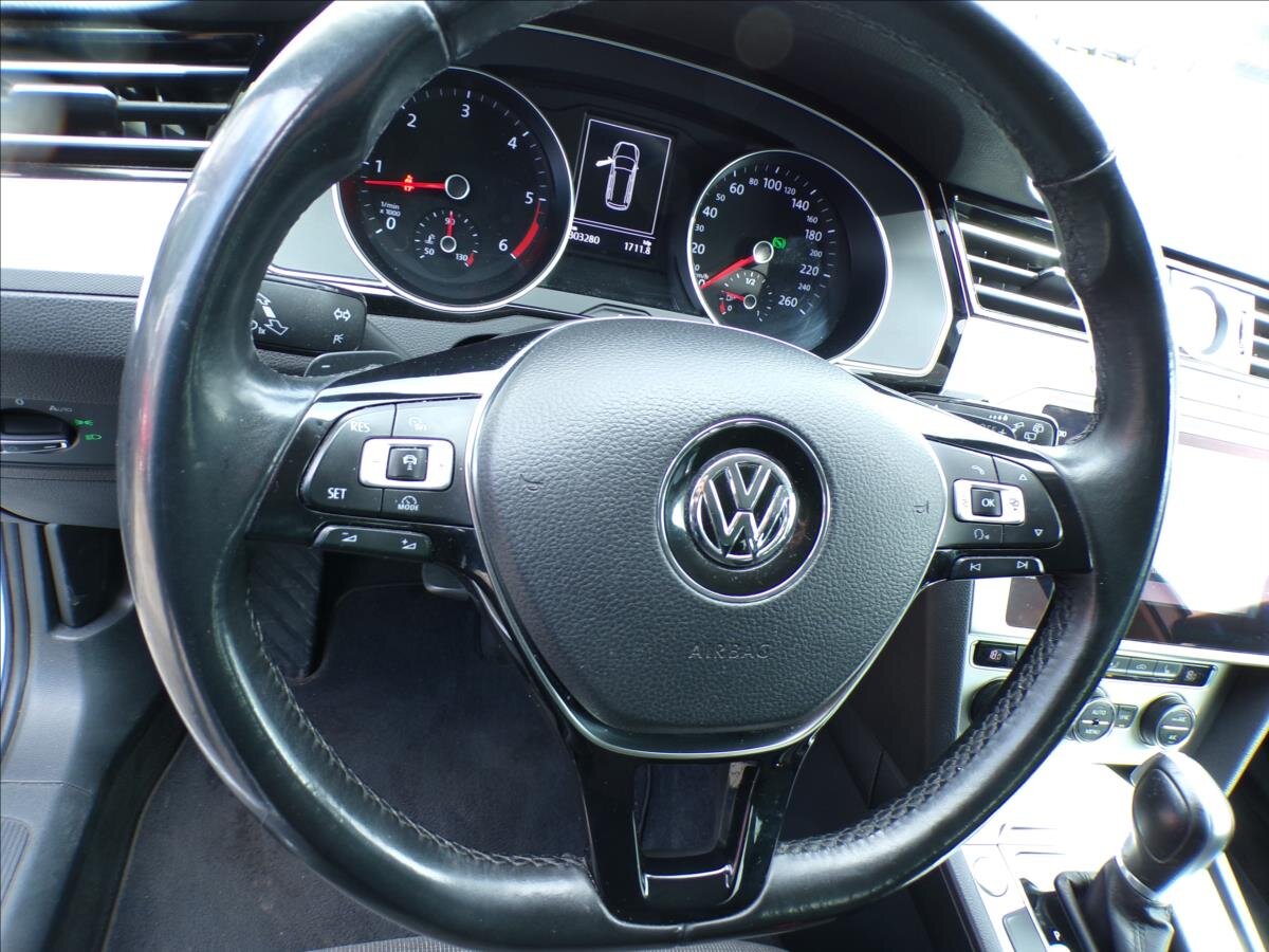 Volkswagen Passat Kombi 2,0 l 110 kw