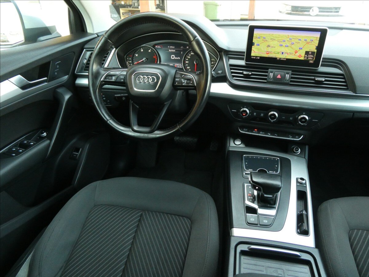 Audi Q5 SUV / Terénní 2,0 l 120 kw