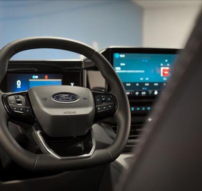 Ford Tourneo Custom 12