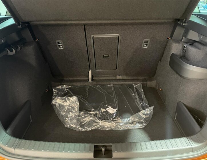 Škoda Karoq Sedan 1,5 l 0