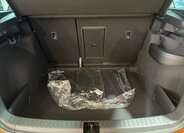 Škoda Karoq Sedan 1,5 l 0