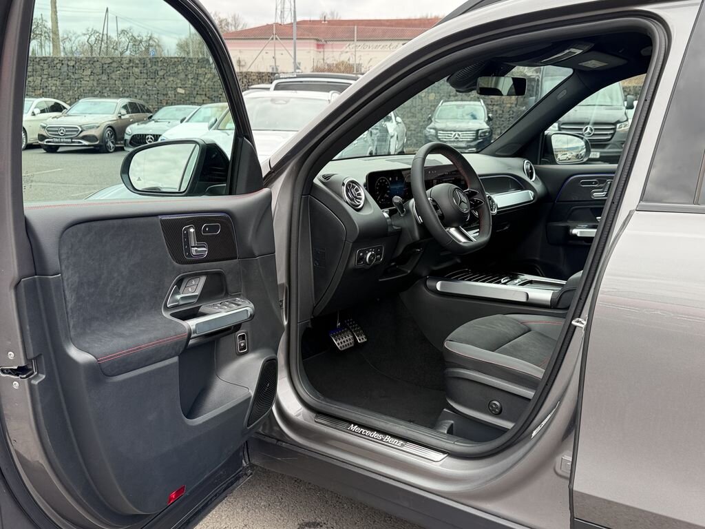 Mercedes-Benz GLB SUV / Terénní 2,0 l 110 kw