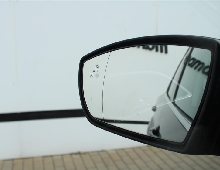 Ford Kuga SUV 2,0 l 103 kw