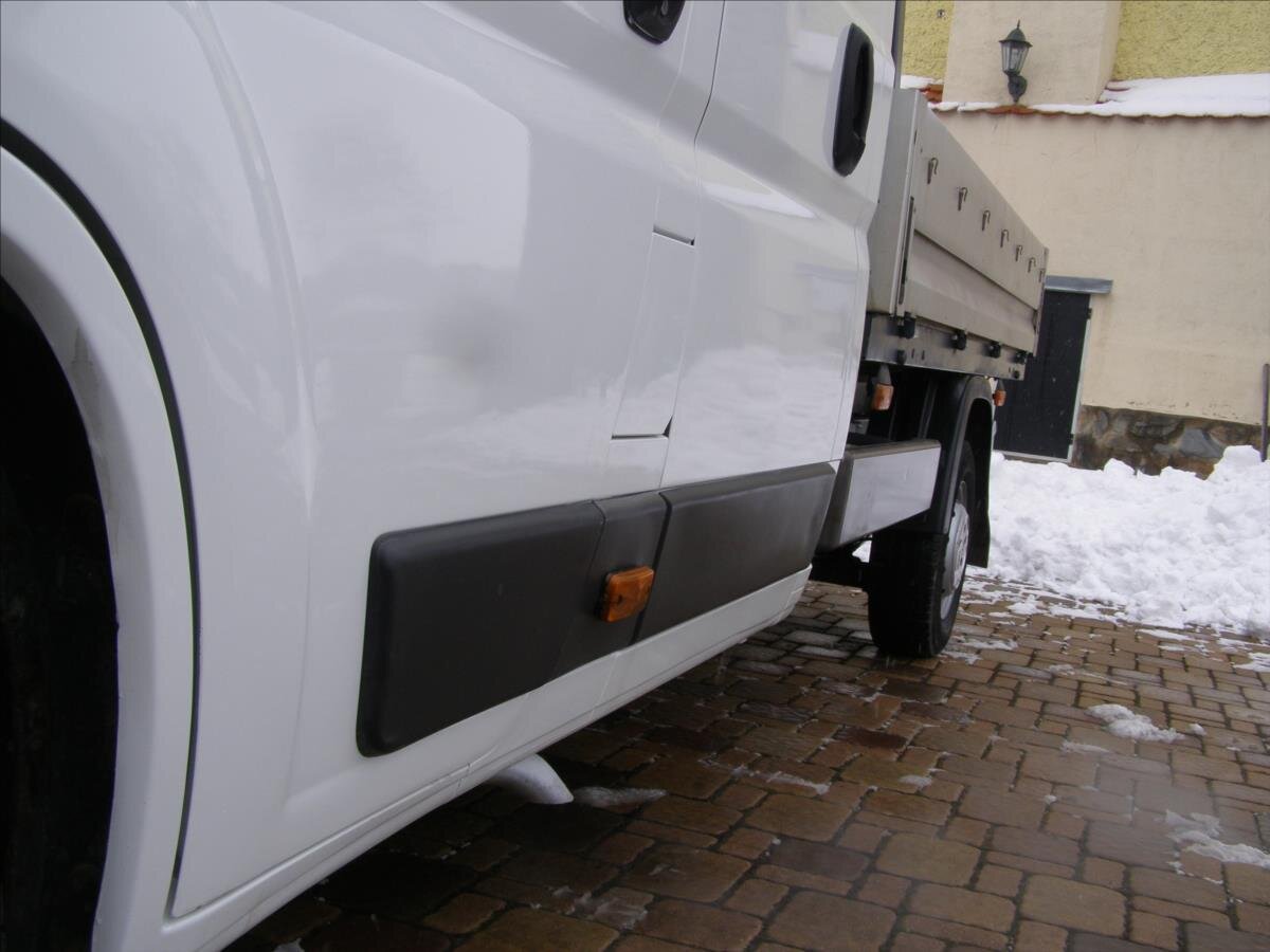 Peugeot Boxer Valník 2,2 l 88 kw