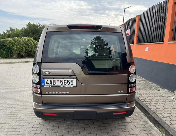 Land Rover Discovery 6