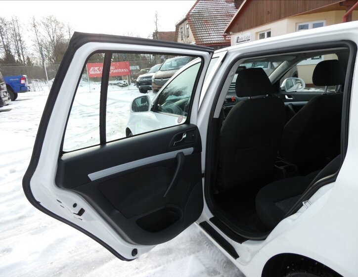 Škoda Octavia Kombi 1,6 l 77 kw