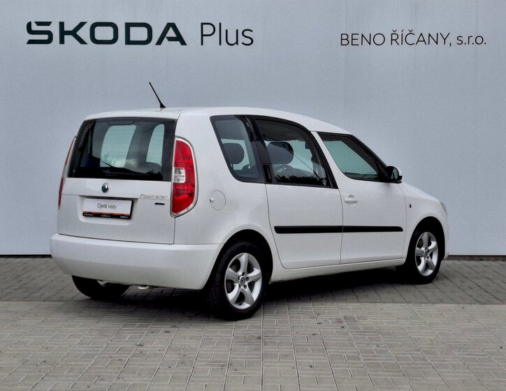 Škoda Roomster 2