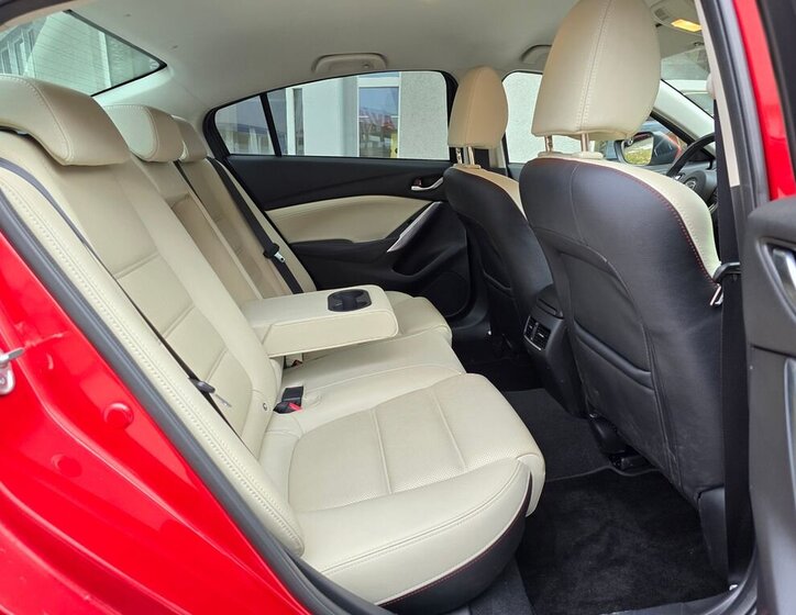 Mazda 6 Sedan 2,5 l 141 kw