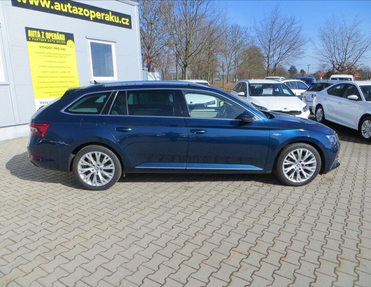 Škoda Superb Kombi 2,0 l 147 kw