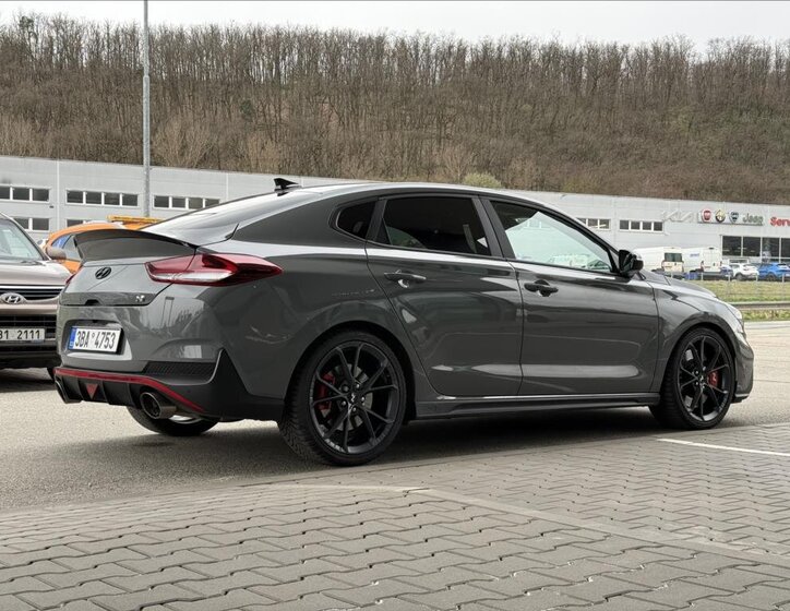 Hyundai i30 Liftback 2,0 l 206 kw