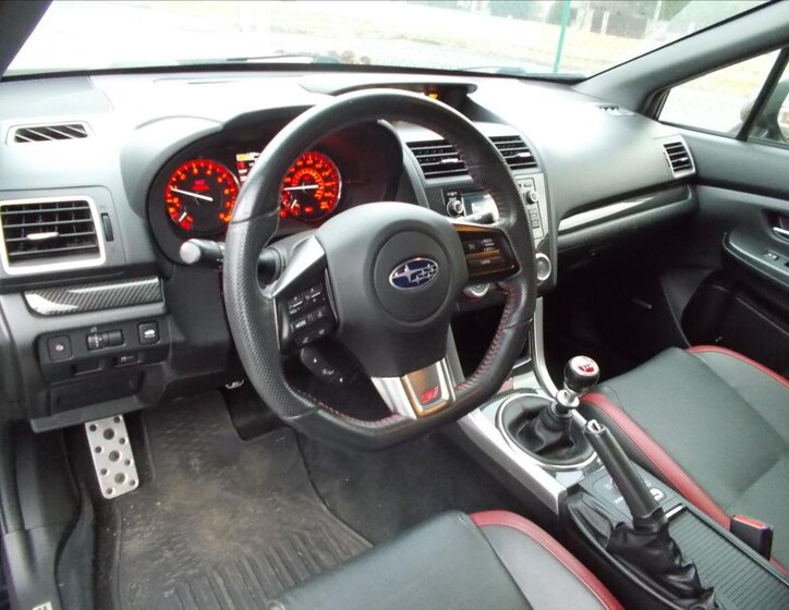 Subaru WRX Sedan 2,5 l 227 kw