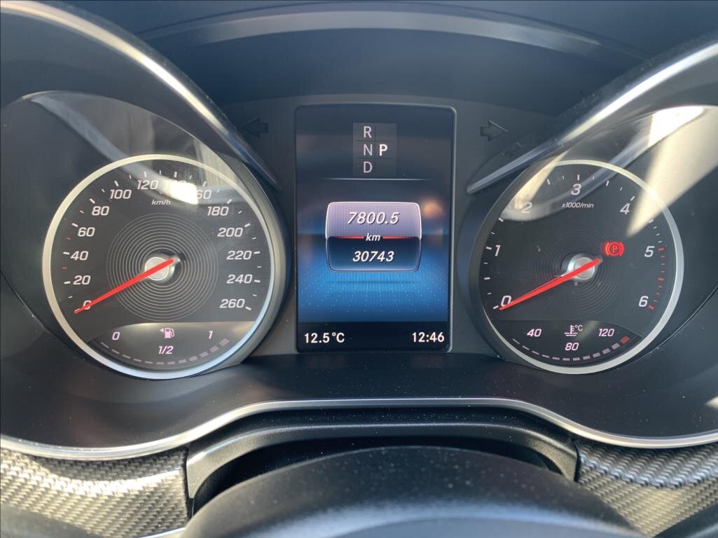 Mercedes-Benz Ostatní Ostatní 2,0 l 174 kw