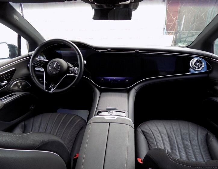 Mercedes-Benz EQS 21