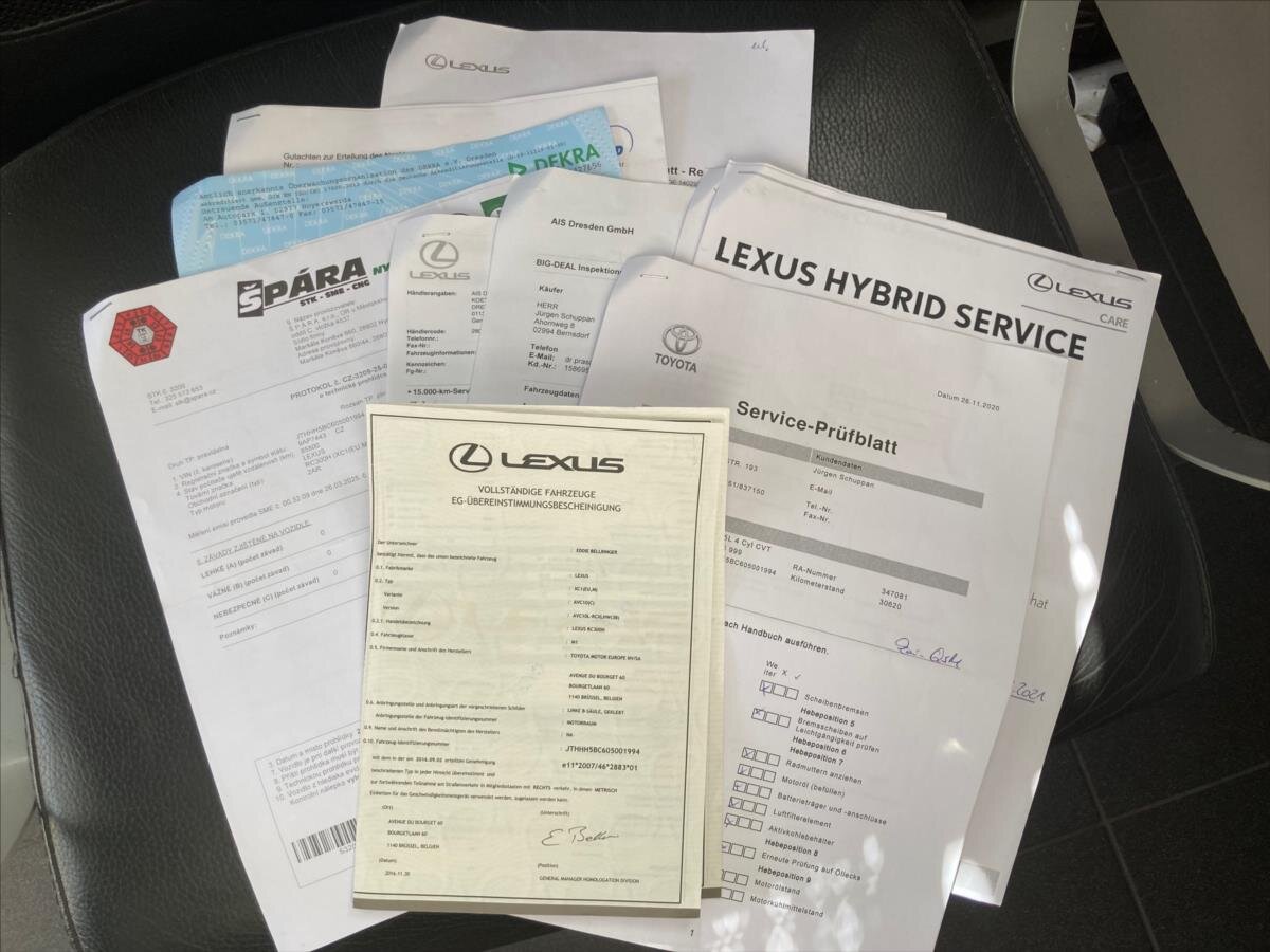 Lexus RC 300h Kupé 2,5 l 133 kw