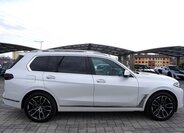 BMW X7 SUV / Terénní 3,0 l 250 kw