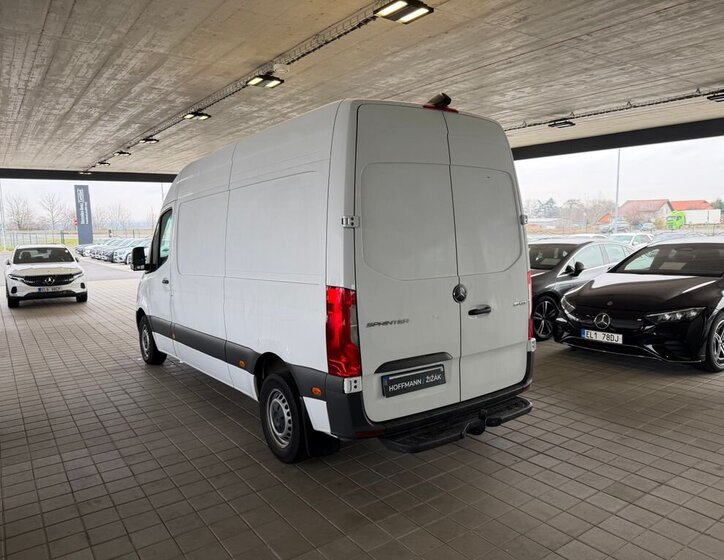 Mercedes-Benz Sprinter 7