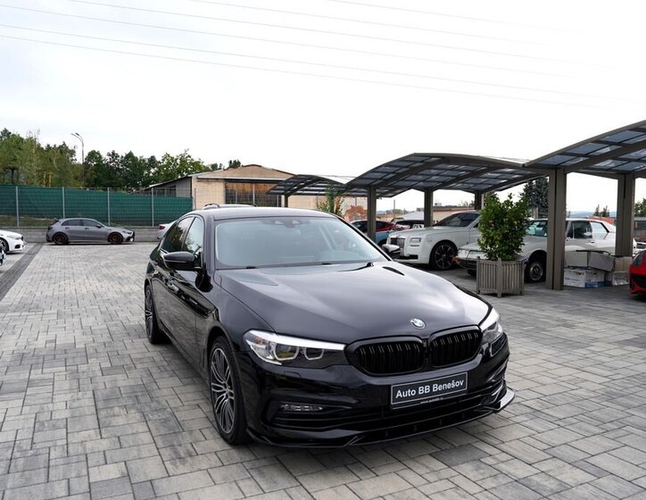 BMW Řada 5 8