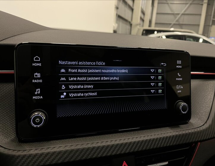 Škoda Kamiq SUV 999,0 85 kw