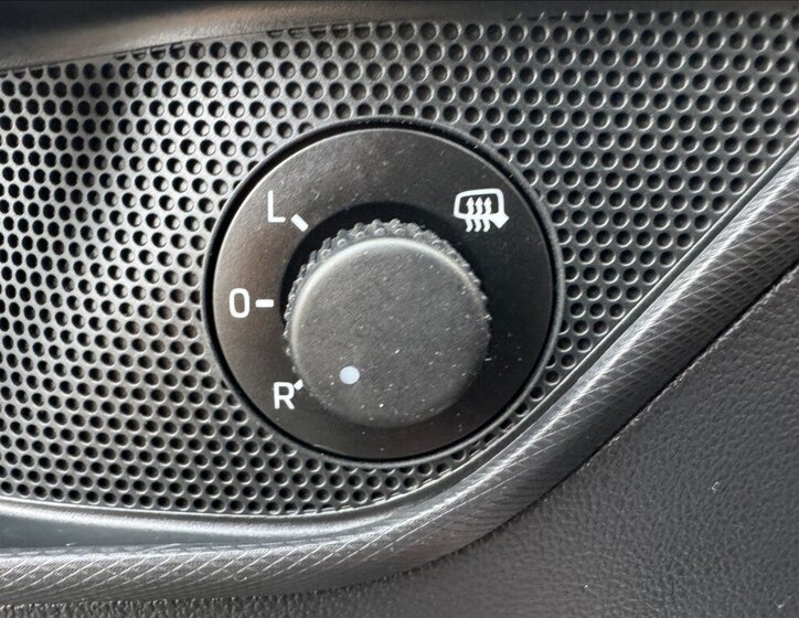 Škoda Rapid Sedan / Limuzína 1,2 l 63 kw