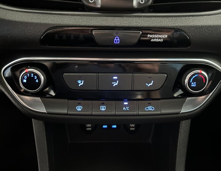 Hyundai i30 Kombi 1,4 l 103 kw