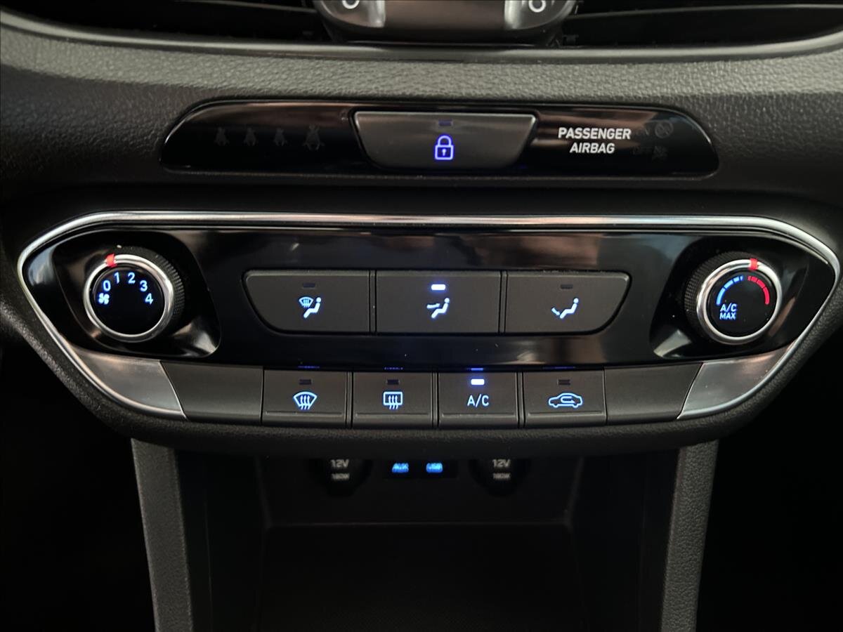 Hyundai i30 Kombi 1,4 l 103 kw