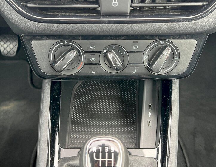 Škoda Scala Hatchback 1,0 l 85 kw