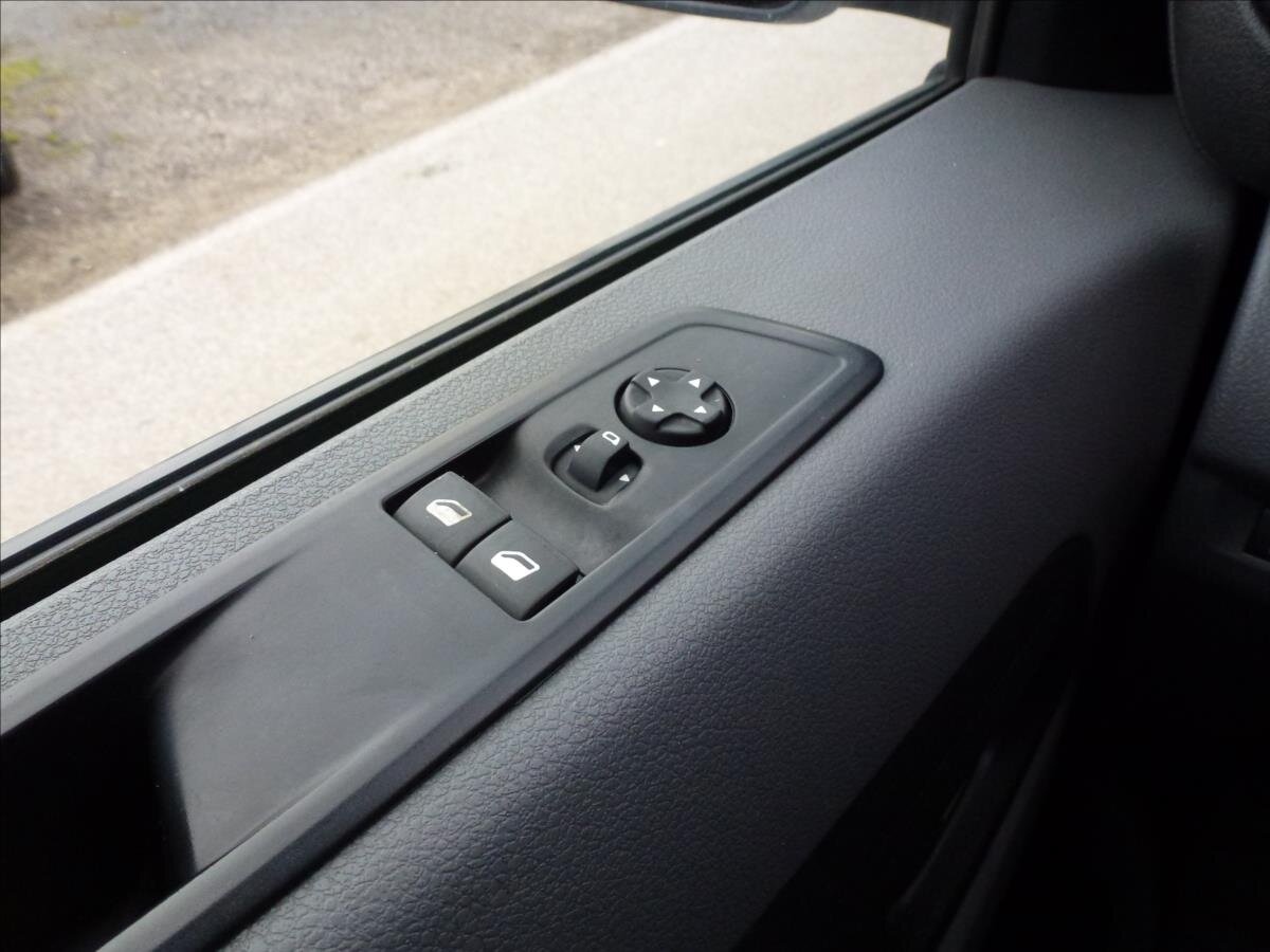 Peugeot Expert Skříň 2,0 l 90 kw