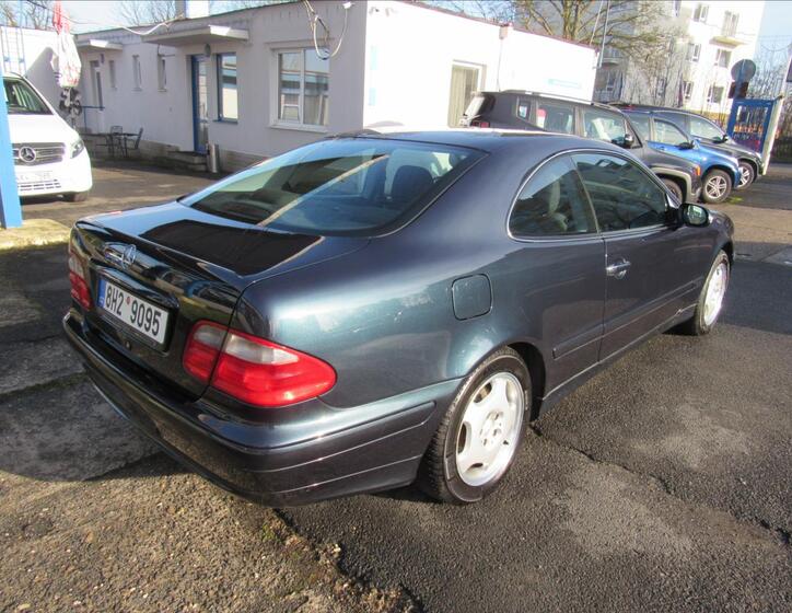Mercedes-Benz CLK 4