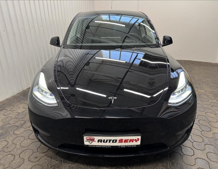 Tesla Model Y SUV 0,0 393 kw