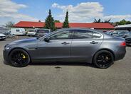 Jaguar XE 8