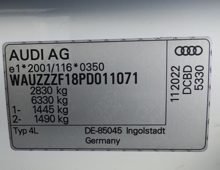 Audi Q8 32