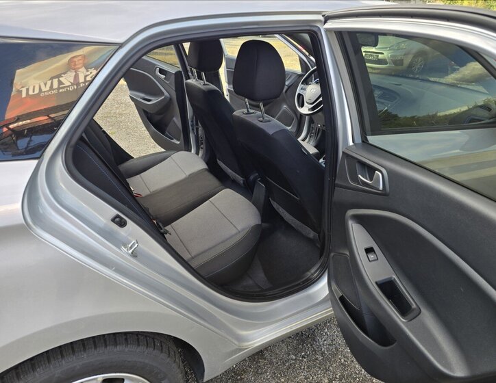 Hyundai i20 Hatchback 1,2 l 61 kw