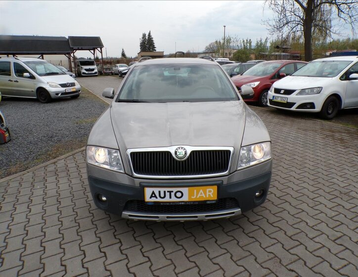 Škoda Octavia Kombi 2,0 l 103 kw