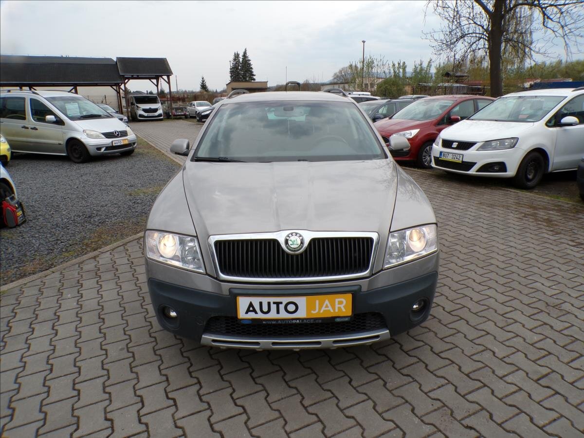 Škoda Octavia Kombi 2,0 l 103 kw