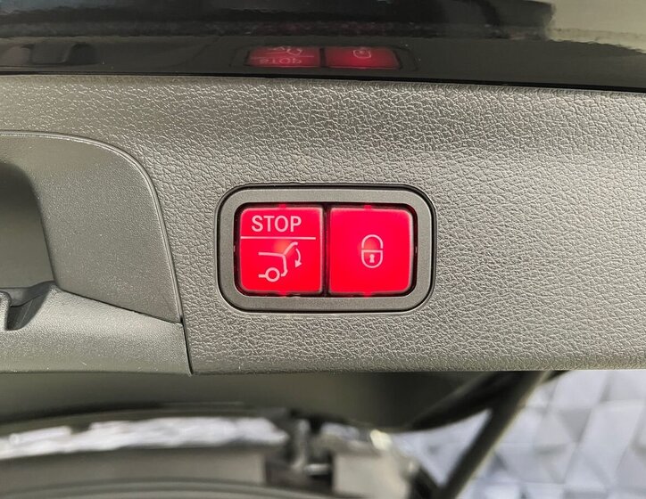 Mercedes-Benz GLS SUV / Terénní 4,0 l 360 kw