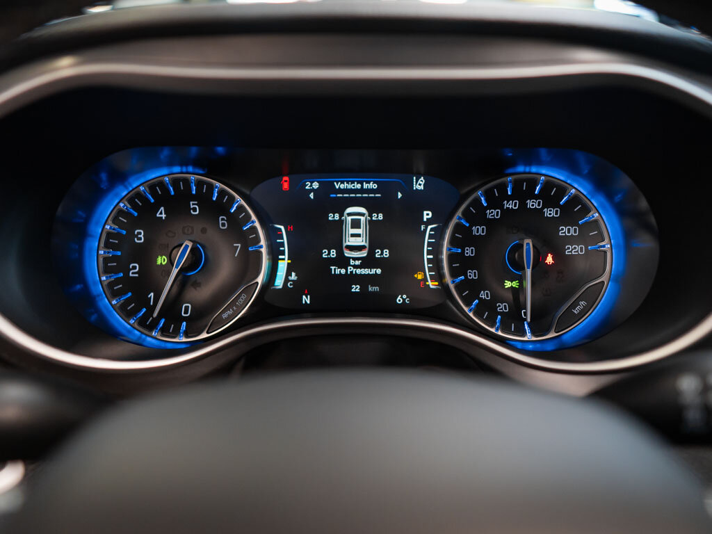 Chrysler Pacifica MPV 3,6 l 221 kw