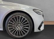 Mercedes-Benz Třídy E 22