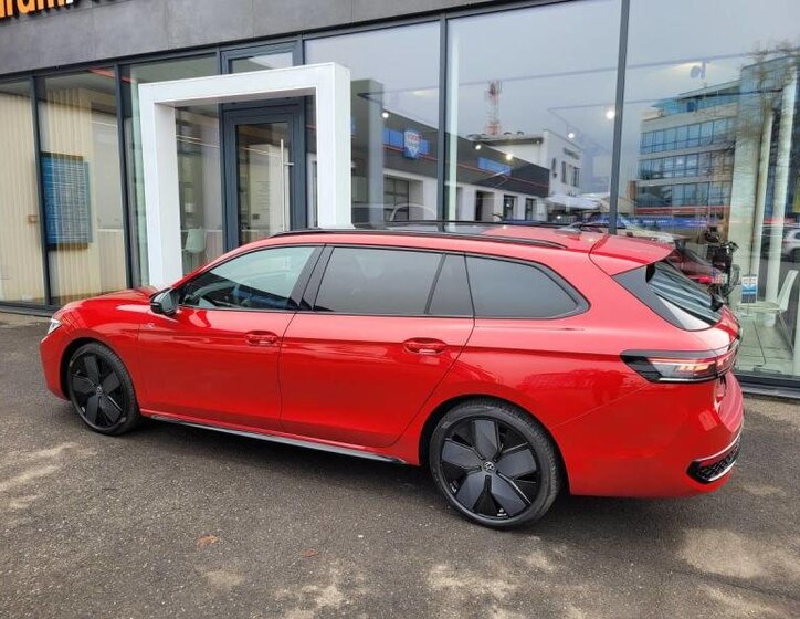 Volkswagen Passat Kombi 2,0 l 195 kw