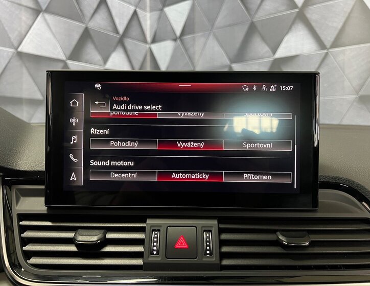 Audi SQ5 SUV / Terénní 3,0 l 251 kw