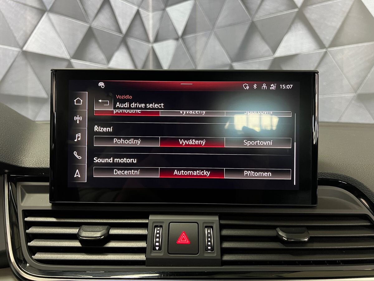 Audi SQ5 SUV / Terénní 3,0 l 251 kw