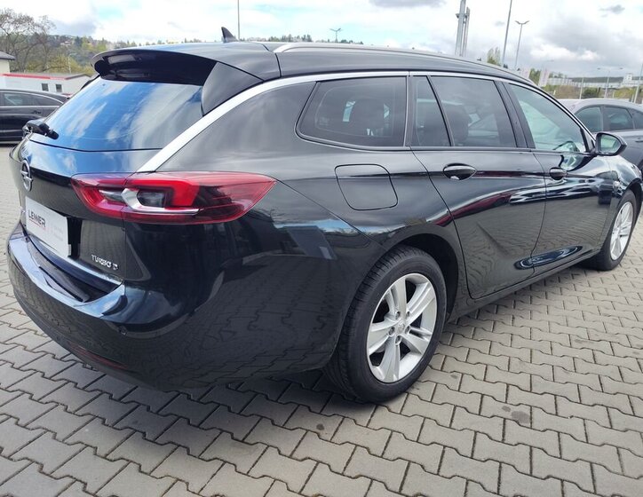 Opel Insignia Kombi 2,0 l 125 kw