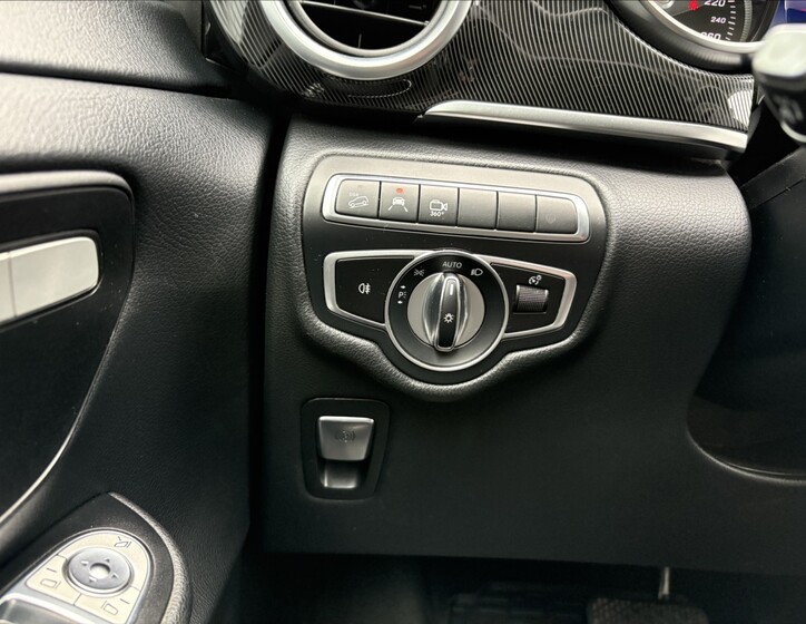 Mercedes-Benz Třídy V 15