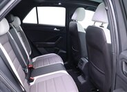 Volkswagen T-Roc 13