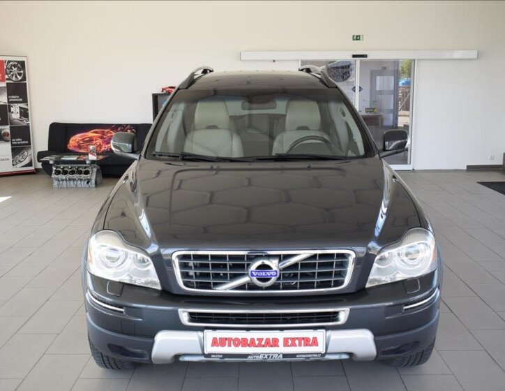 Volvo XC90 SUV / Terénní 2,4 l 136 kw